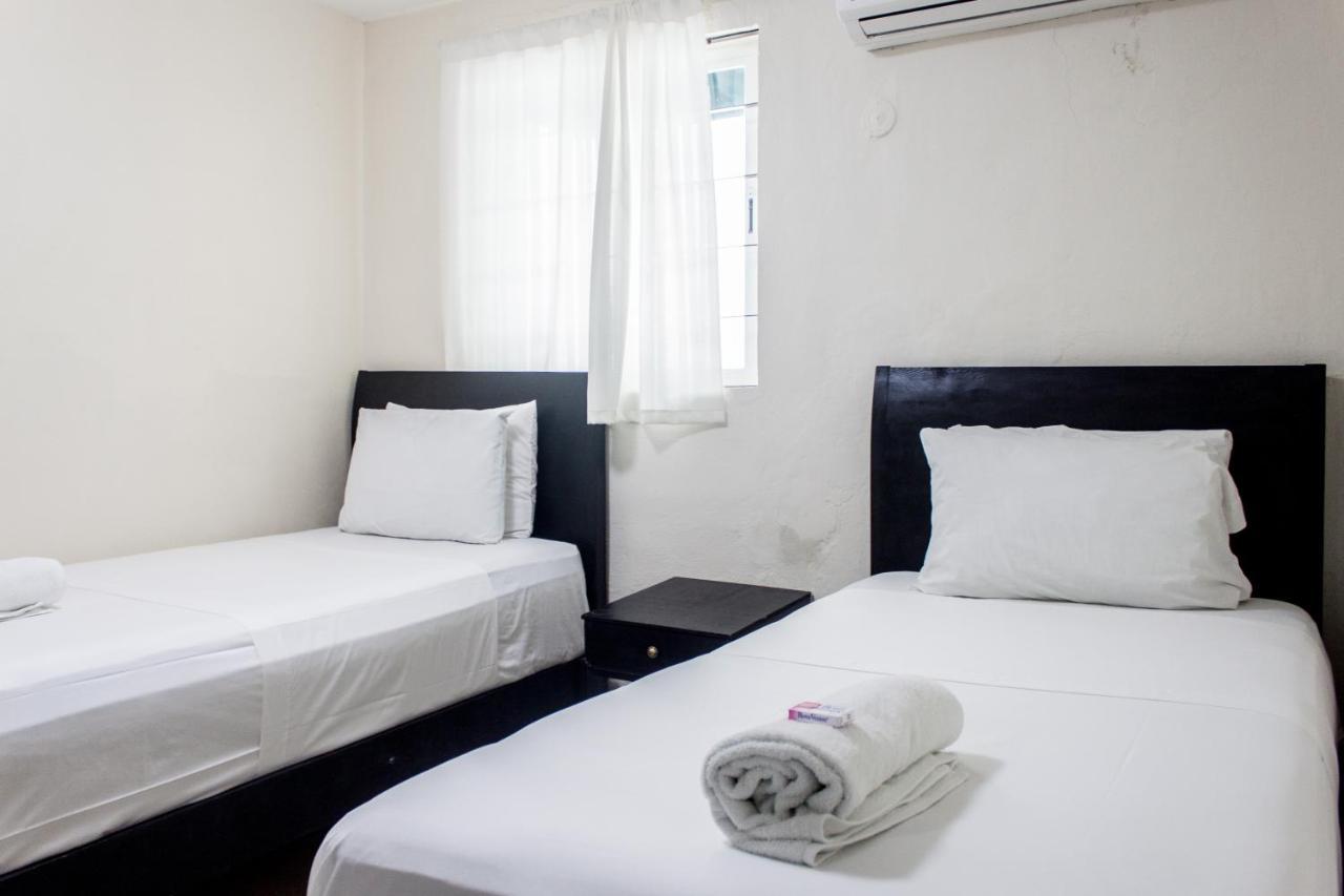 Whyz 4 You Private Rooms Puerto Morelos Exterior photo