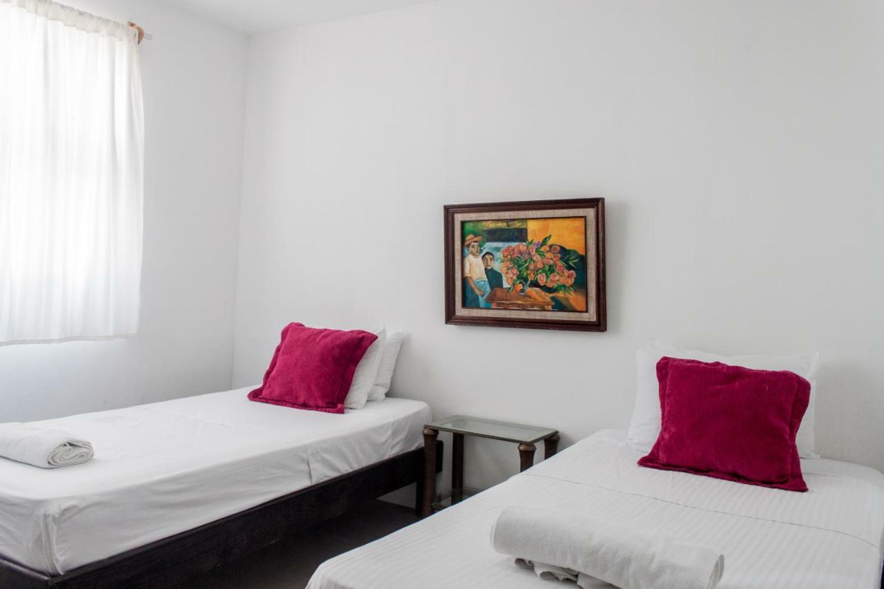 Whyz 4 You Private Rooms Puerto Morelos Exterior photo